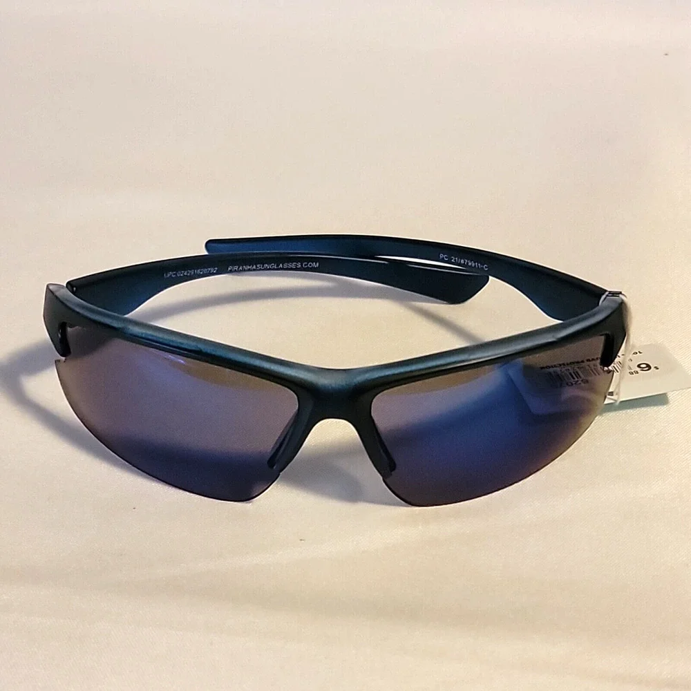 Piranha Kidz Wrap Sunglasses 100% UVA/UVB Protection Style # 62079